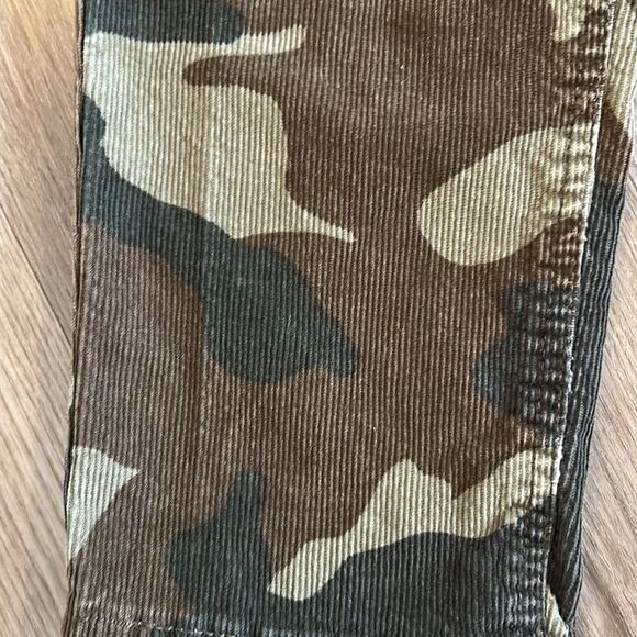 AMERICAN EAGLE CAMO CORDUROY STRAIGHT LEG PANTS SIZE 4 LONG - Picture 5 of 9